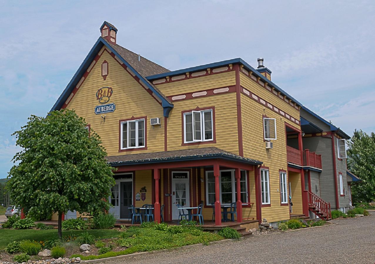 Auberge Le Voyageur Mont-Tremblant Exteriér fotografie